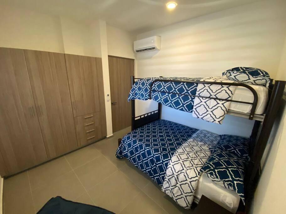 Condo In El Centro Near Malecon! Mazatlan Exterior photo
